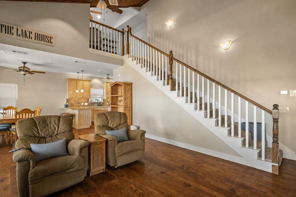 230 Palisade Loop Property Photo 9
