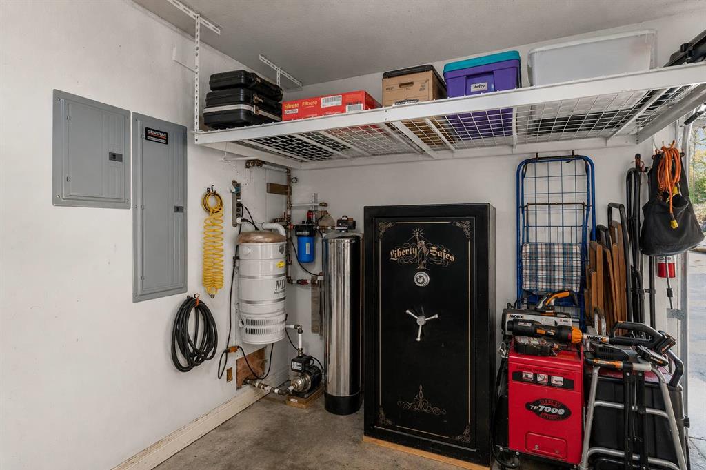 230 Palisade Loop Property Photo 32