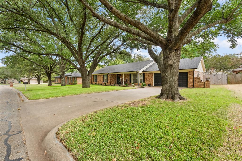 1124 Green River Trail Property Photo 3