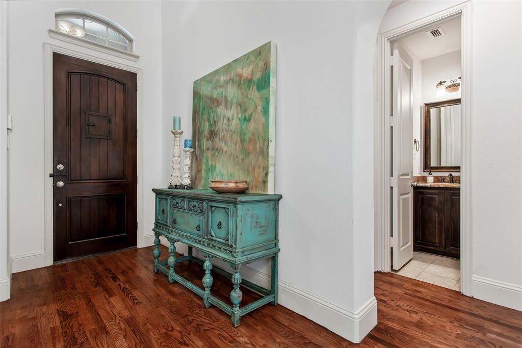 846 Deerfield Road Property Photo 4