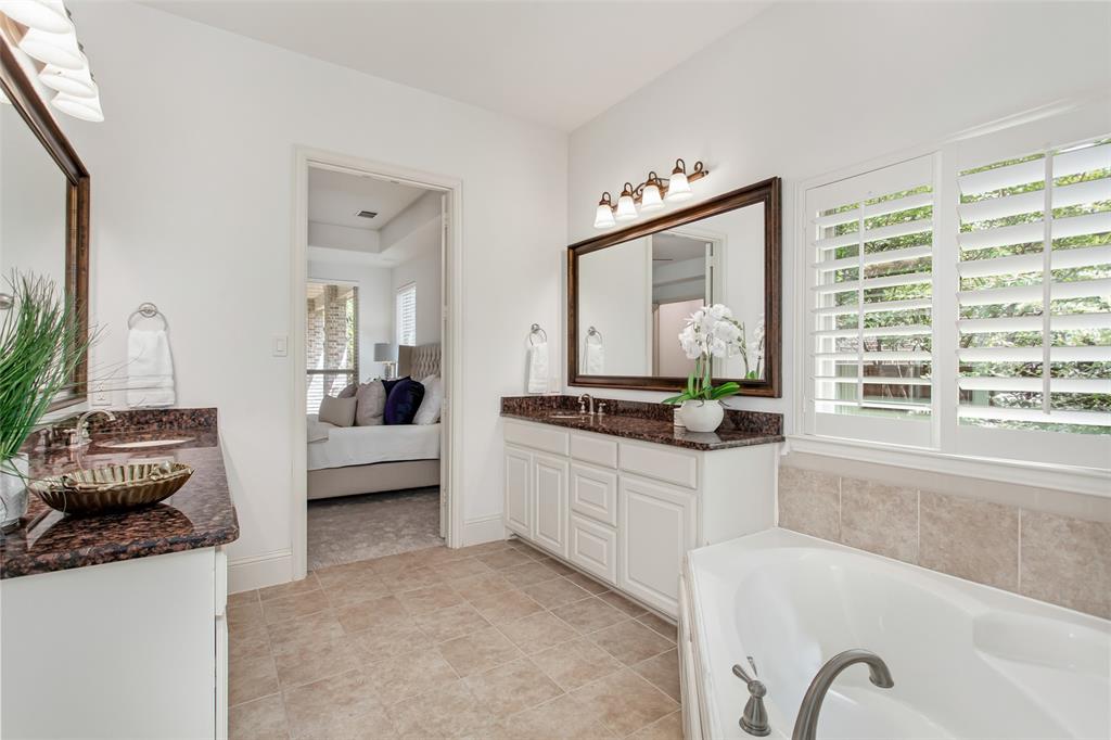 846 Deerfield Road Property Photo 22