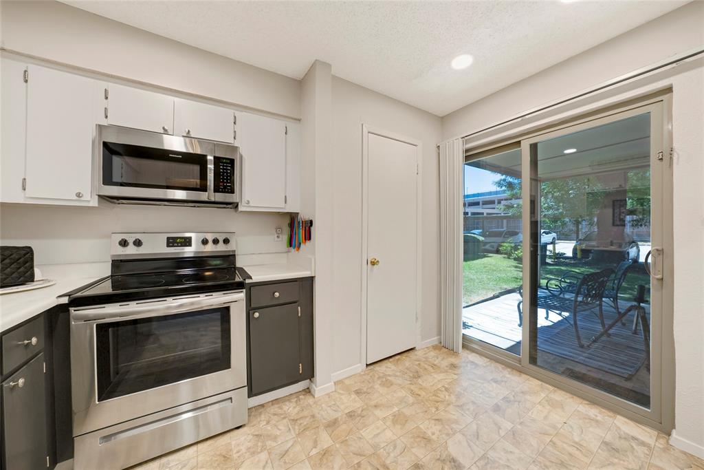 5300 Keller Springs Road 1077 Property Photo 7