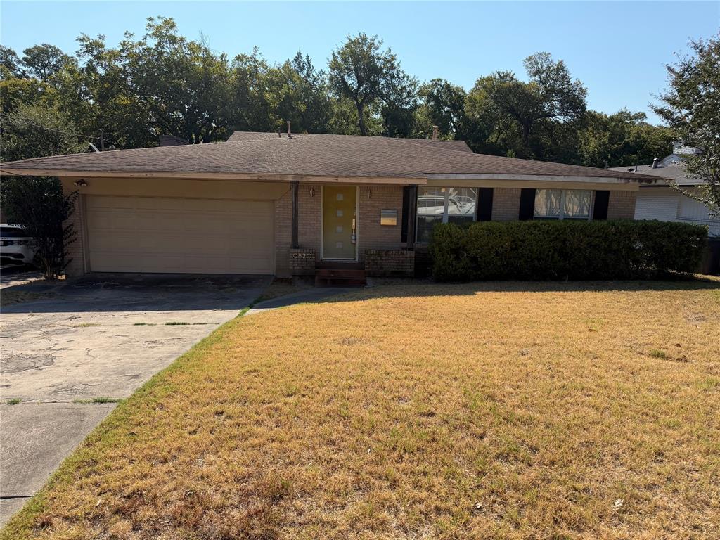 9820 Ash Creek Drive Property Photo 1