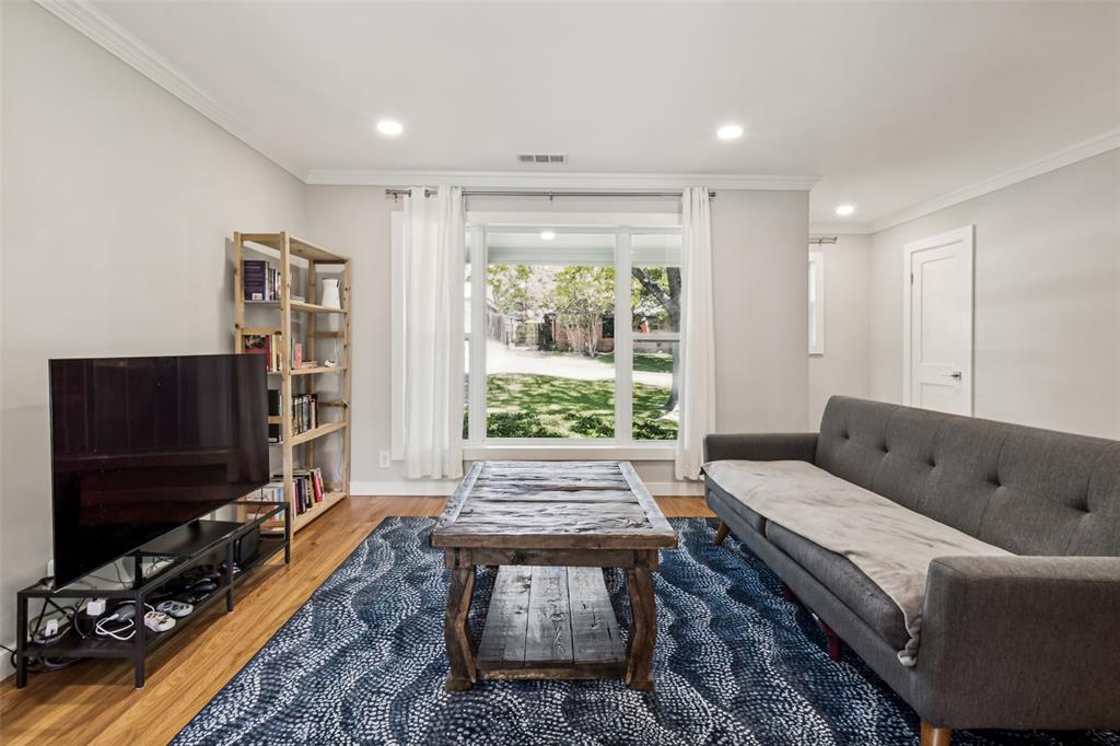 11609 Colmar Street Property Photo 7