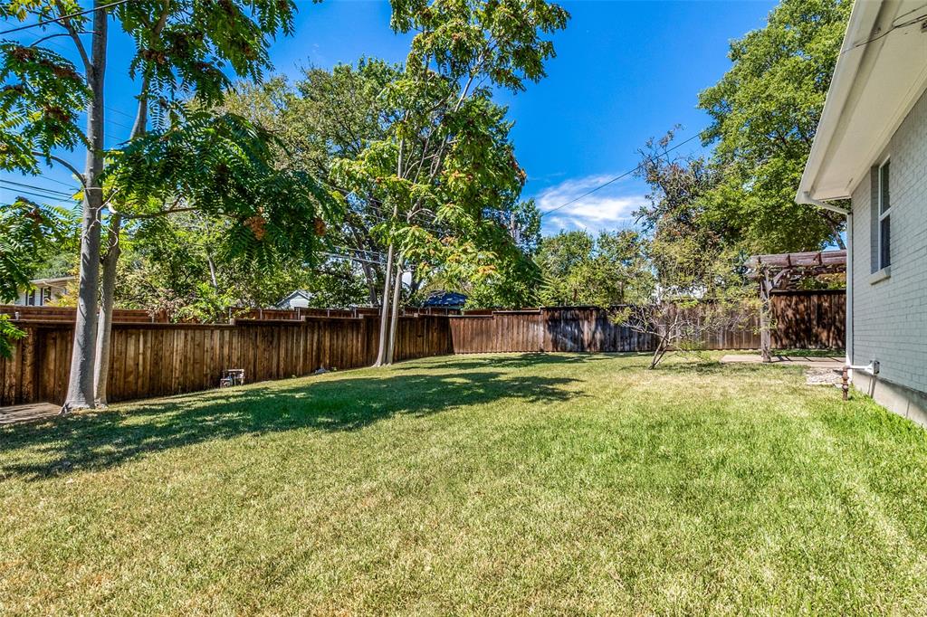 11609 Colmar Street Property Photo 31