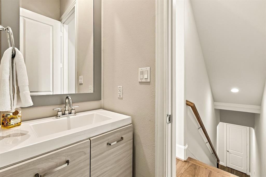 5217 Baker Boulevard Property Photo 31