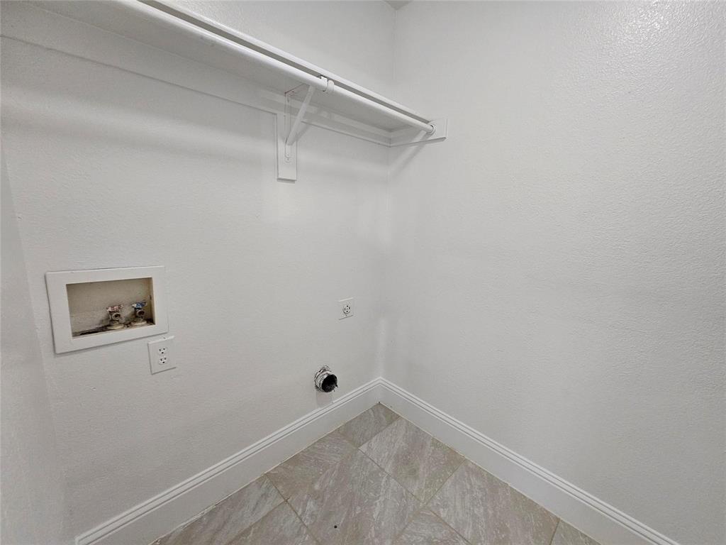 1615 Herald Street 1613 Property Photo 16