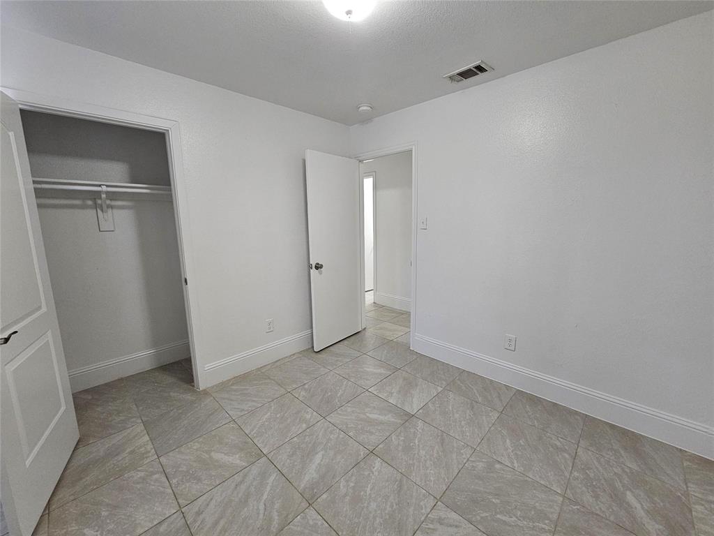 1615 Herald Street 1613 Property Photo 18