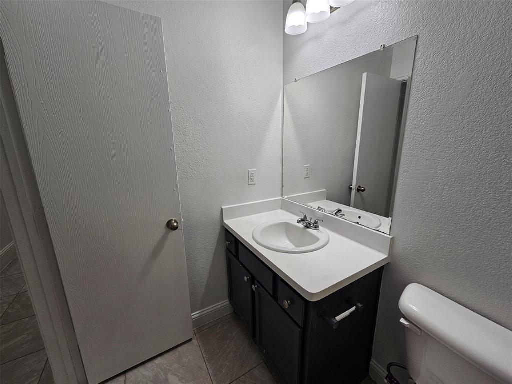 1615 Herald Street 1613 Property Photo 20
