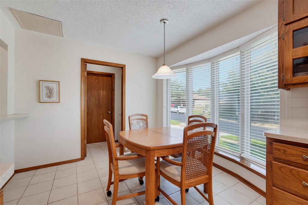 3824 Fox Hollow Drive Property Photo 12
