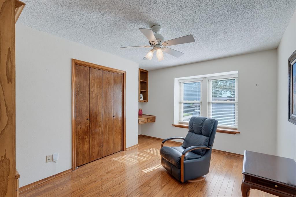 3824 Fox Hollow Drive Property Photo 25
