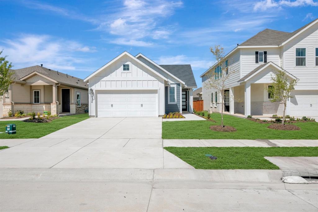 7324 Summer Sunset Drive Property Photo 1