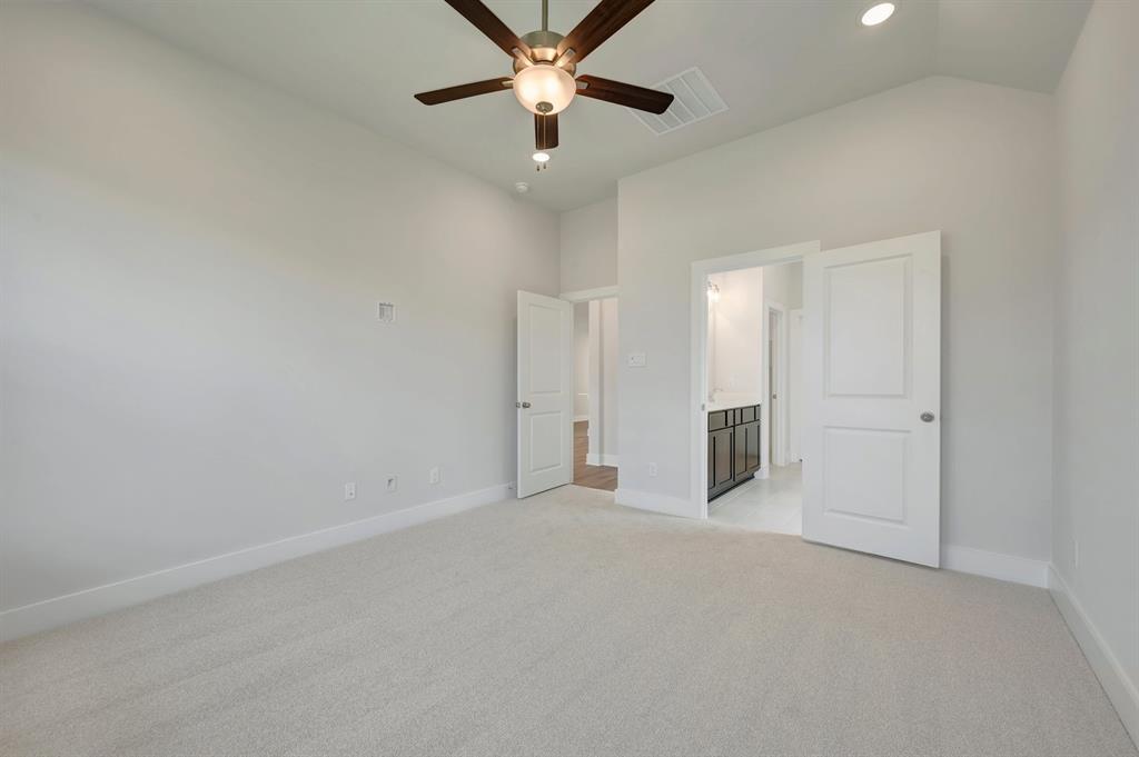 7324 Summer Sunset Drive Property Photo 18