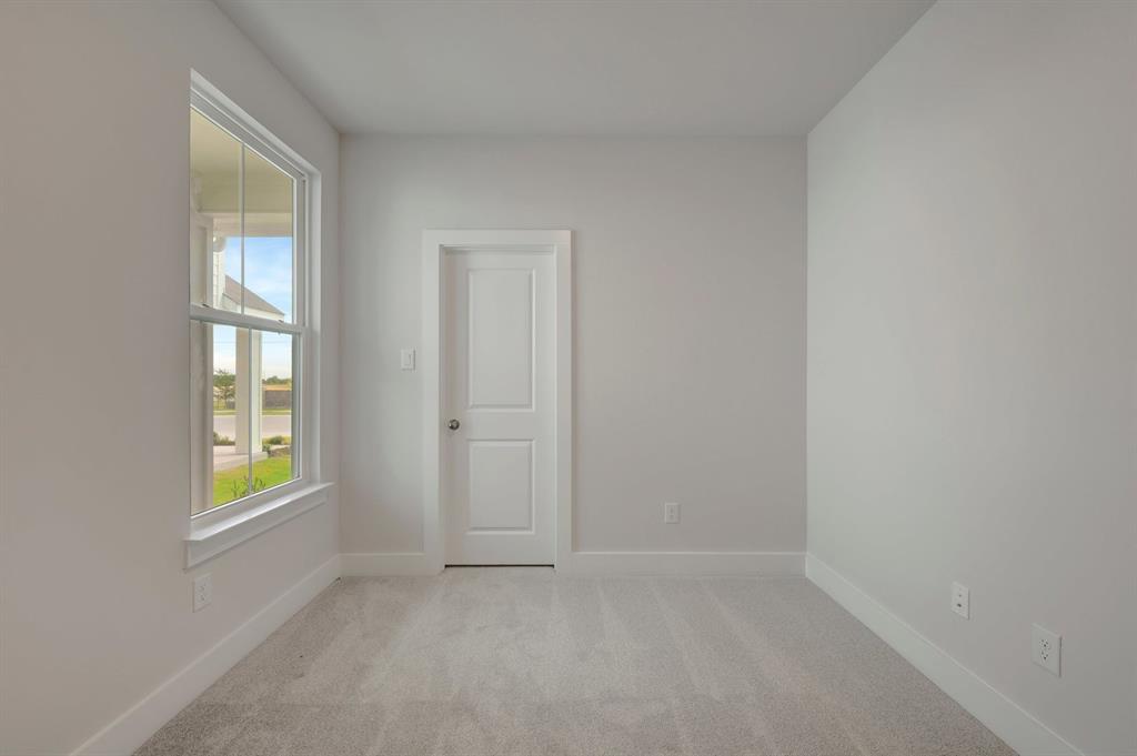 7324 Summer Sunset Drive Property Photo 24