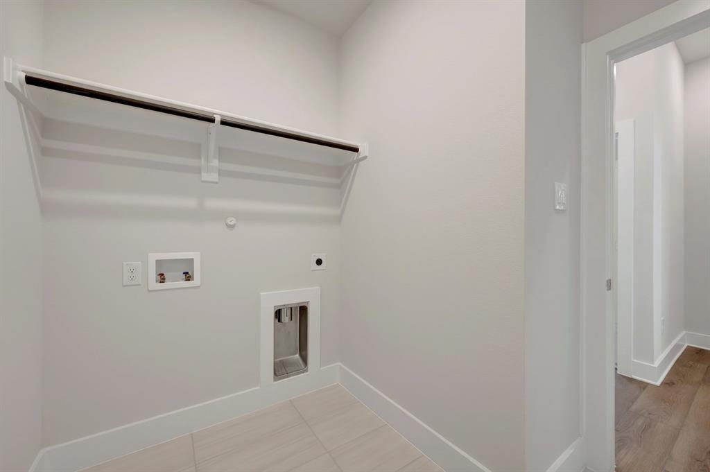 7324 Summer Sunset Drive Property Photo 29