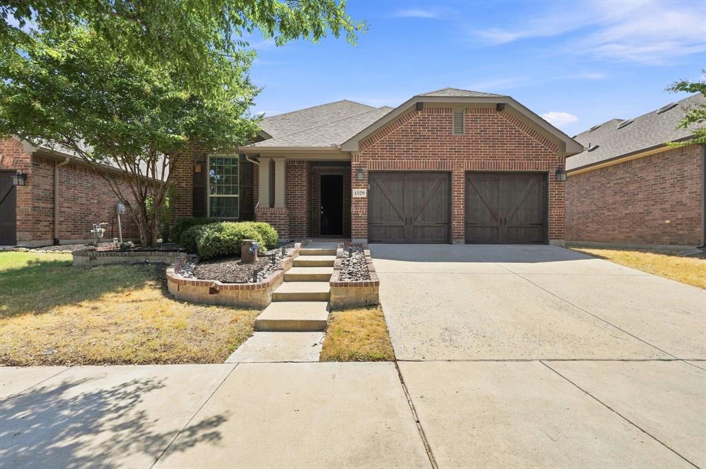 1529 8th Street Property Photo 2