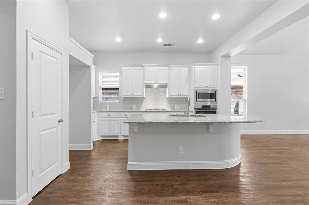 1529 8th Street Property Photo 10