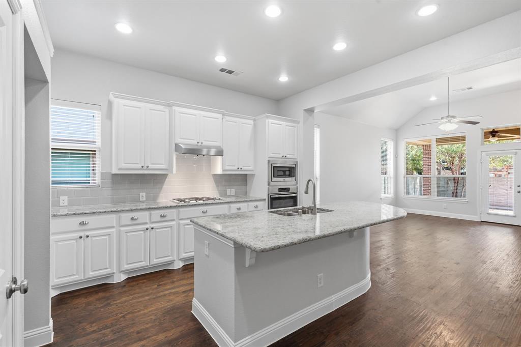 1529 8th Street Property Photo 11