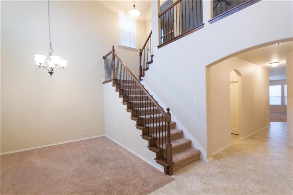 405 Riverstone Way Property Photo 5