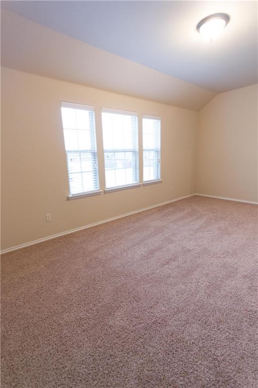 405 Riverstone Way Property Photo 16