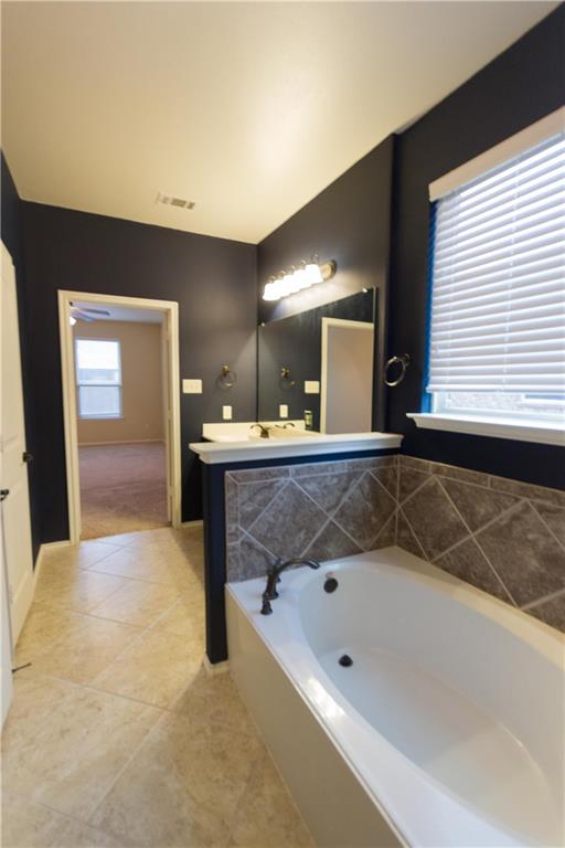 405 Riverstone Way Property Photo 27