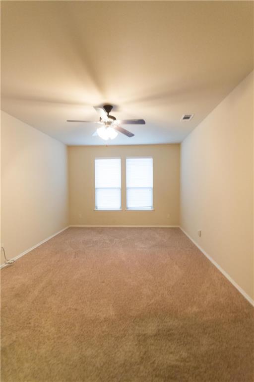 405 Riverstone Way Property Photo 32