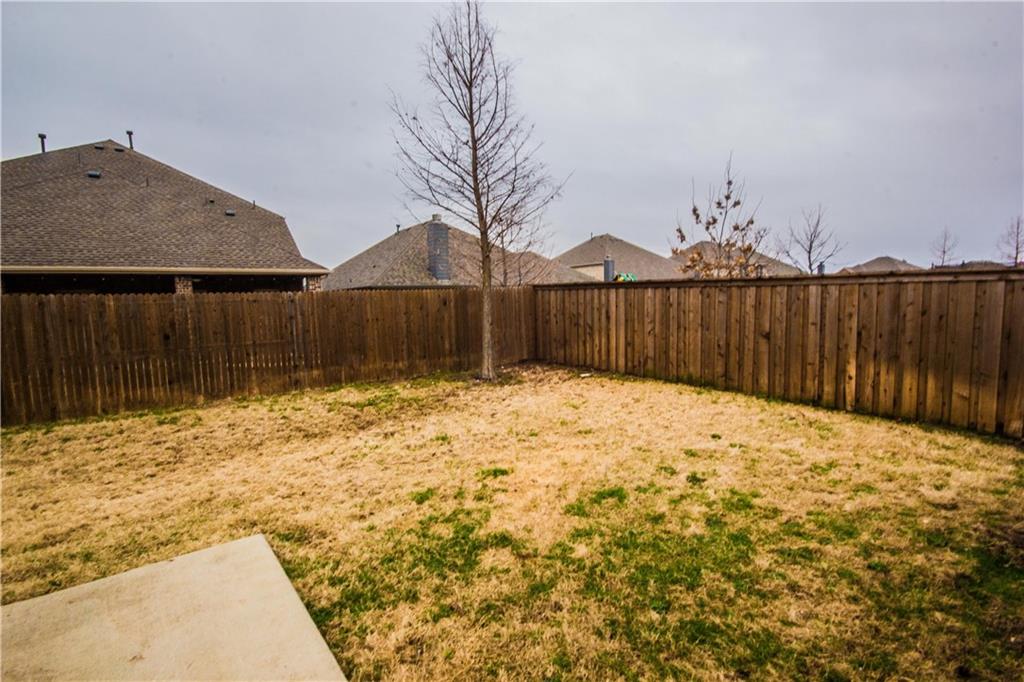405 Riverstone Way Property Photo 35