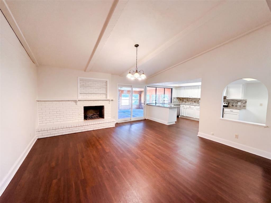 2602 Emberwood Drive Property Photo 3