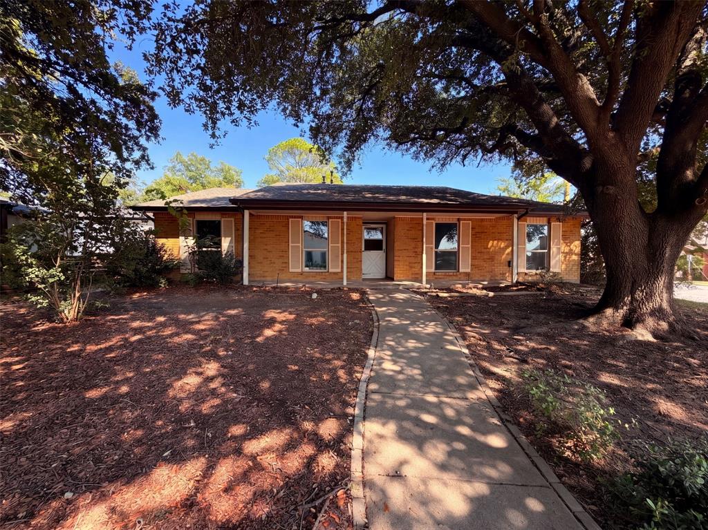 2602 Emberwood Drive Property Photo 17