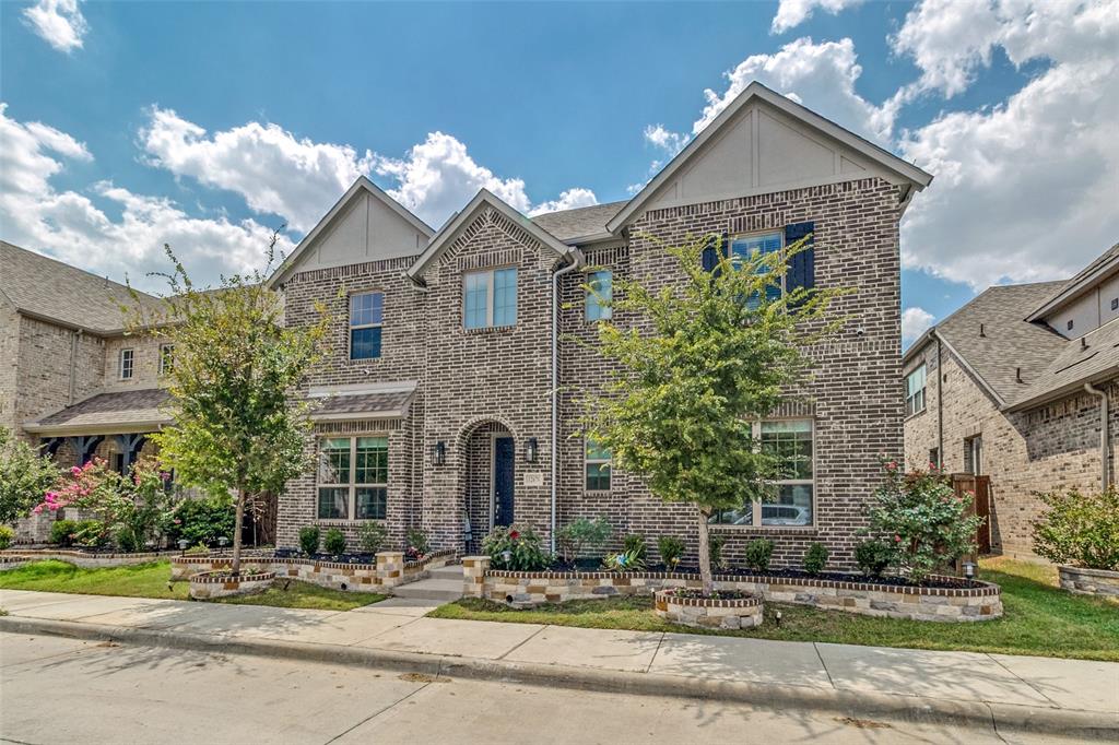 12679 Royal Oaks Lane Property Photo 1