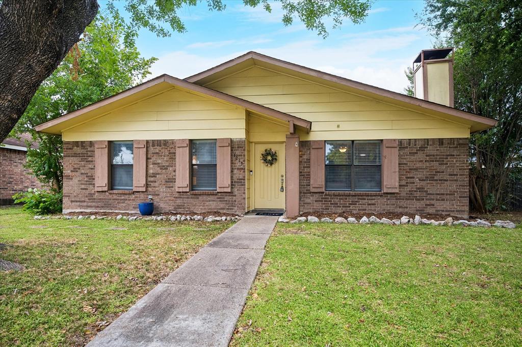 1213 Frio Lane Property Photo 1