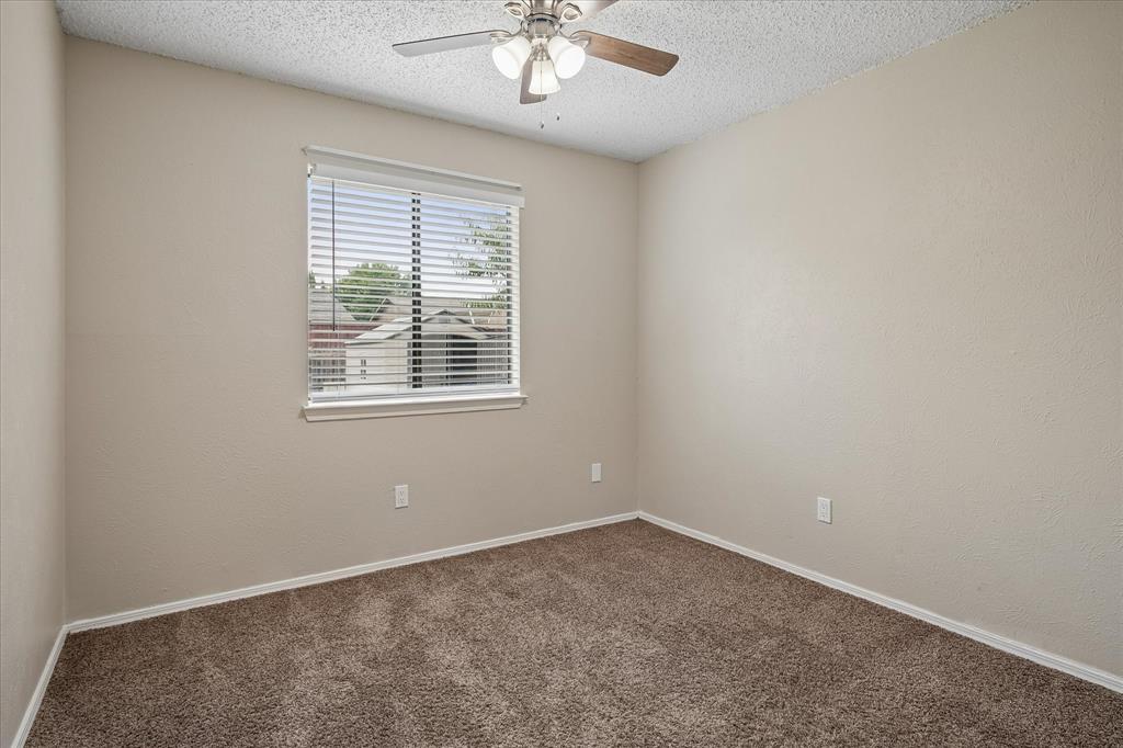 1213 Frio Lane Property Photo 11