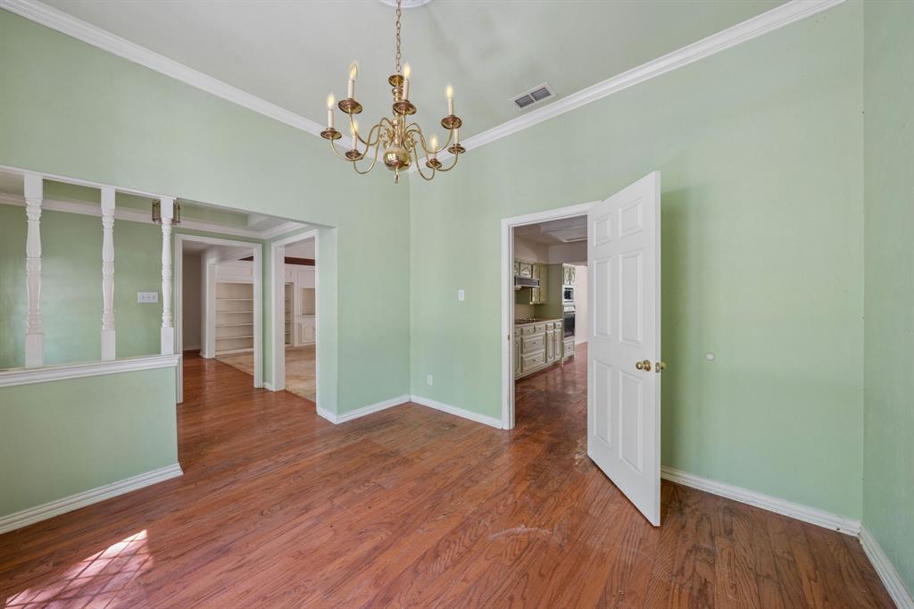 249 Creekwood Drive Property Photo 5