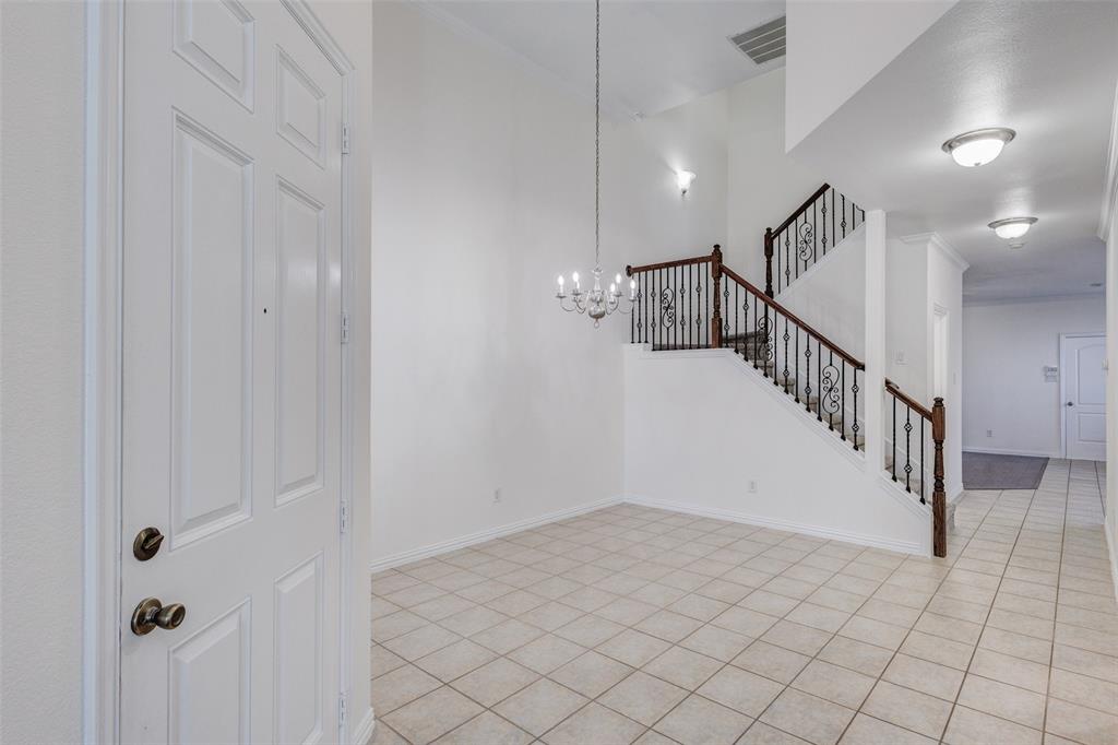 1037 Kyan Lane Property Photo 8