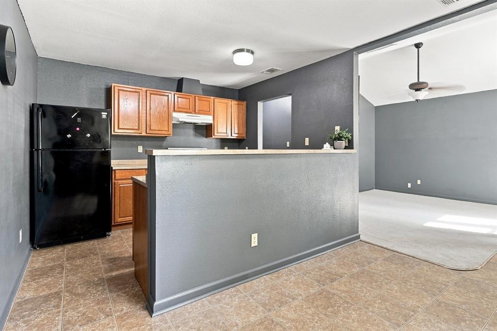 2335 Bethurum Avenue Property Photo 4