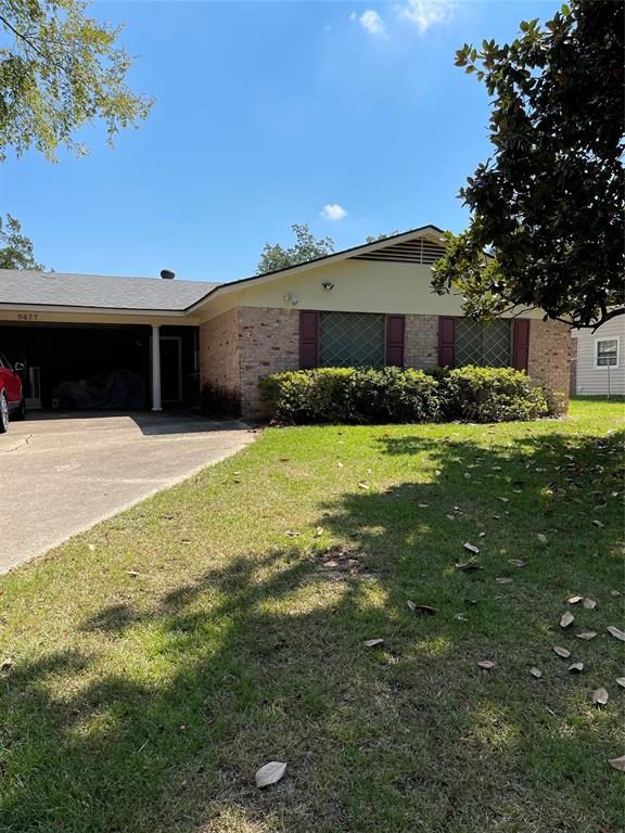 9477 Boxwood Drive Property Photo 1