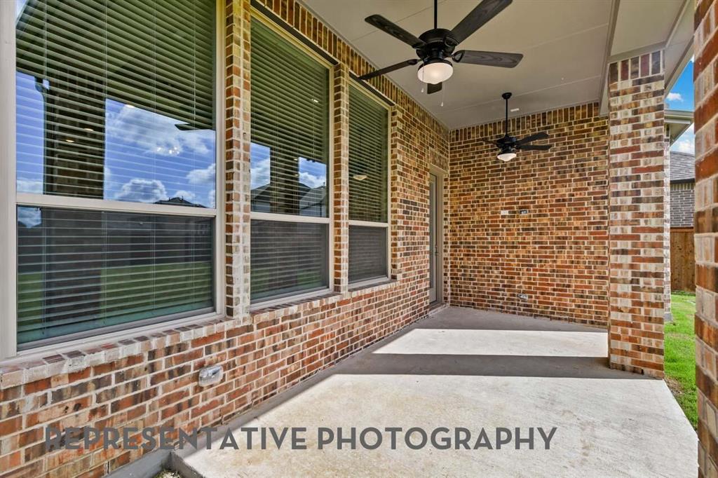 917 Schuberts Road Property Photo 7