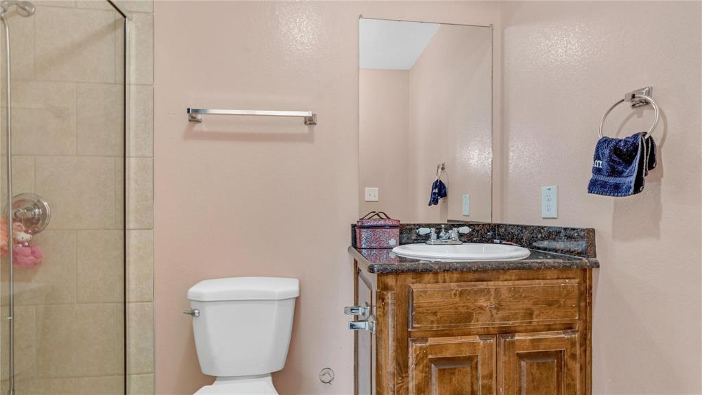 813 Beacon Hill Drive Property Photo 12