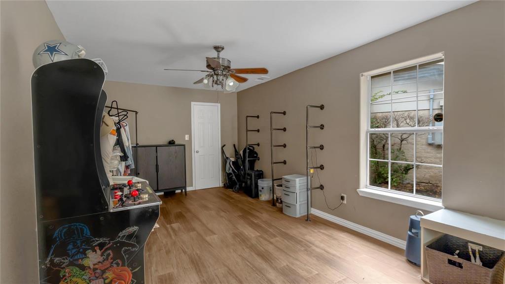 813 Beacon Hill Drive Property Photo 16