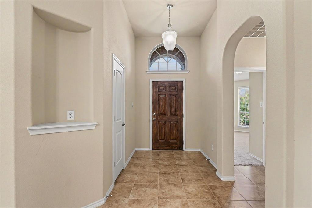 1232 Scott Drive Property Photo 4