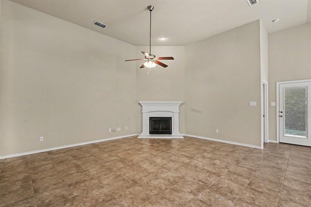 1232 Scott Drive Property Photo 6