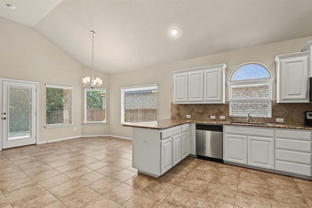 1232 Scott Drive Property Photo 14