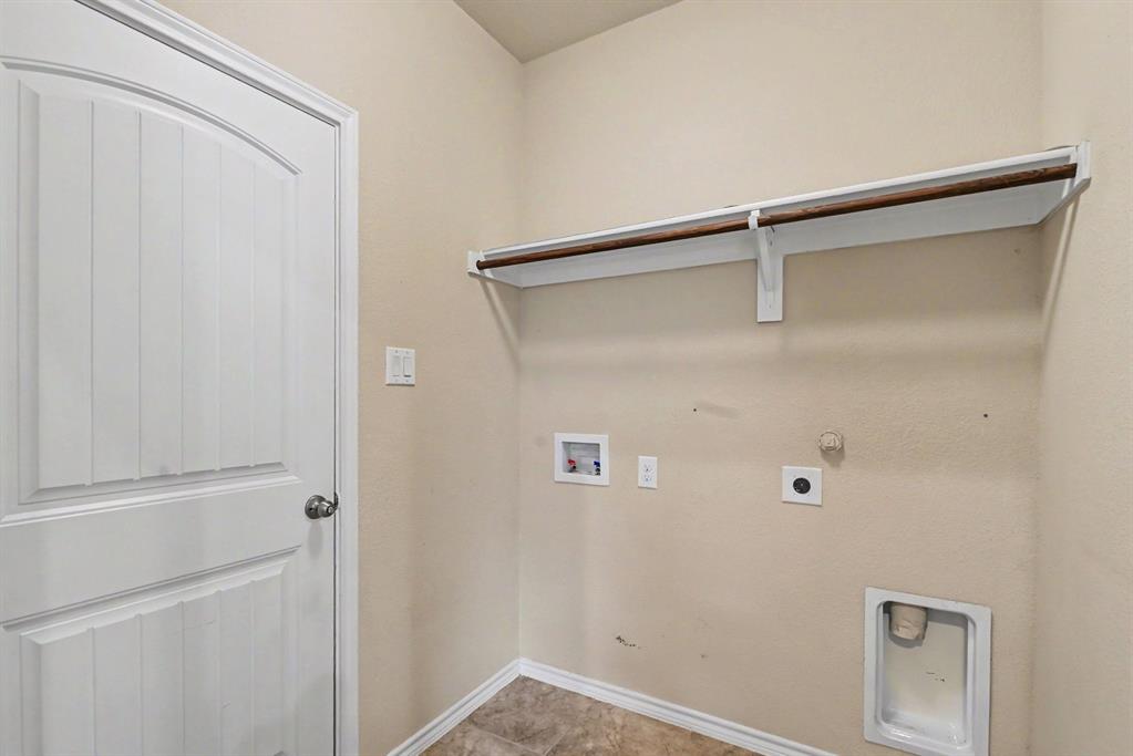 1232 Scott Drive Property Photo 19