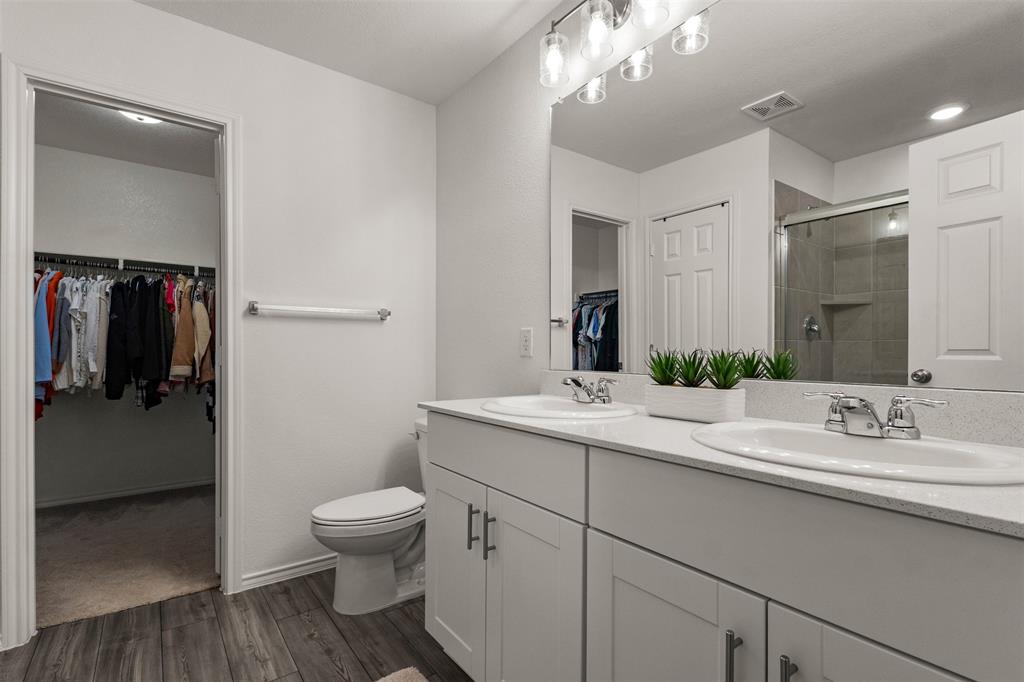 2117 Winding Creek Way Property Photo 20