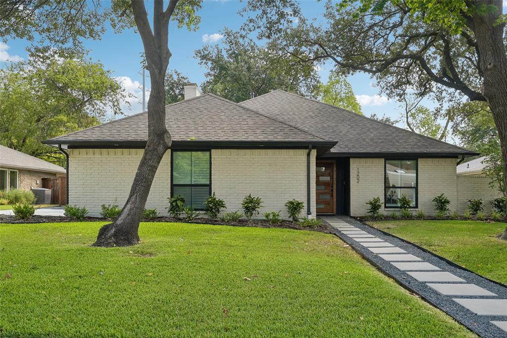 1202 Odessa Drive Property Photo 1