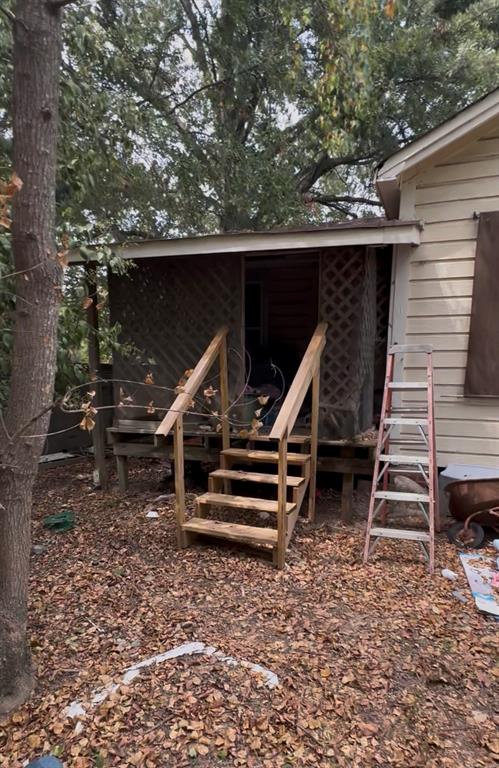 2301 Claiborne Avenue Property Photo 3