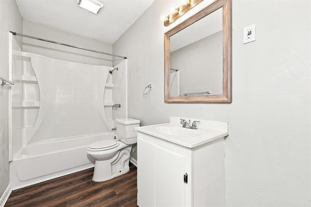 810 Bitter Creek Drive Property Photo 8