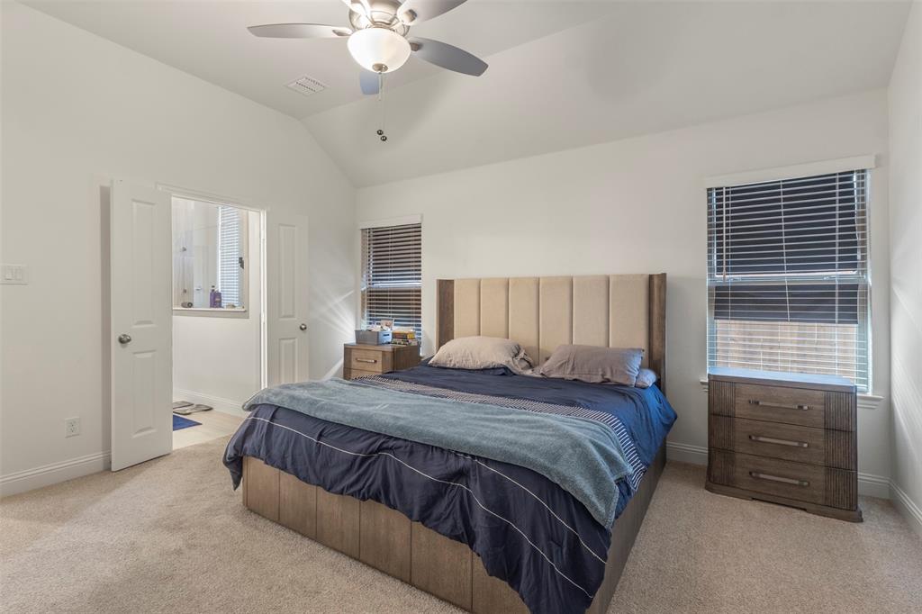 4131 Hudson Street Property Photo 14