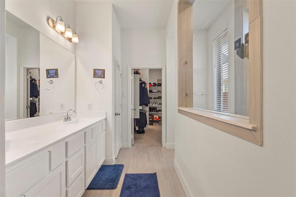 4131 Hudson Street Property Photo 15
