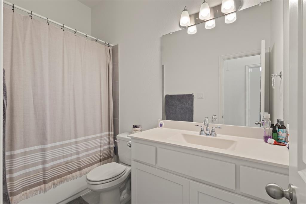 4131 Hudson Street Property Photo 22